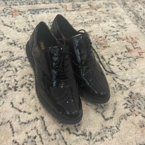 Women's Oxford Cole Haan Patent Black - 6.5